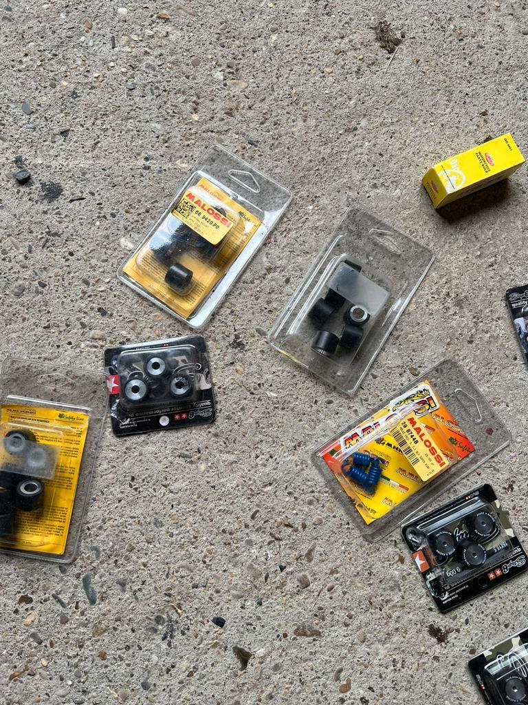 Diverse scooter onderdelen