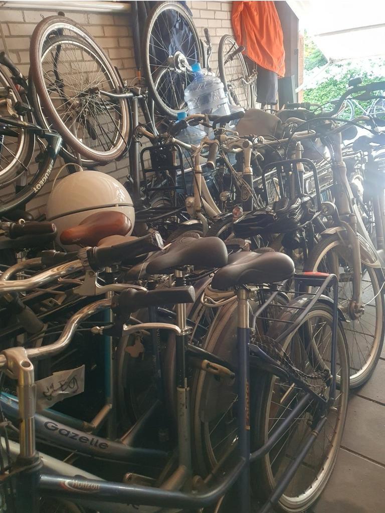 GEZOCHT gratis opknappen fietsen?