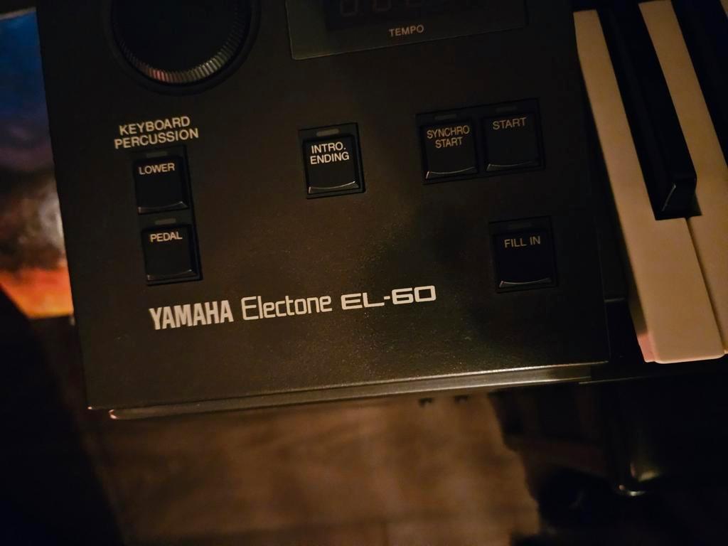 Yamaha electone el-60 voor de handige harrie