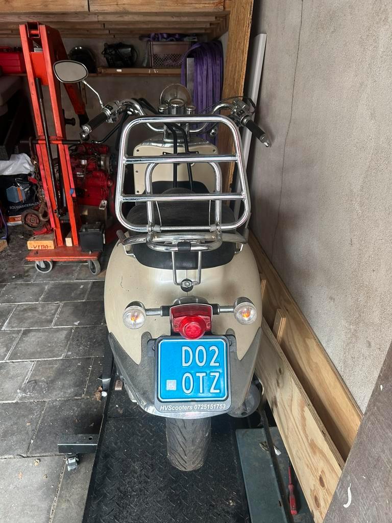 Sym scooter MOET WEG