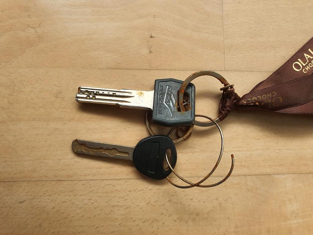 Gevonden sleutels aan de Zwartedijk in Naaldwijk.