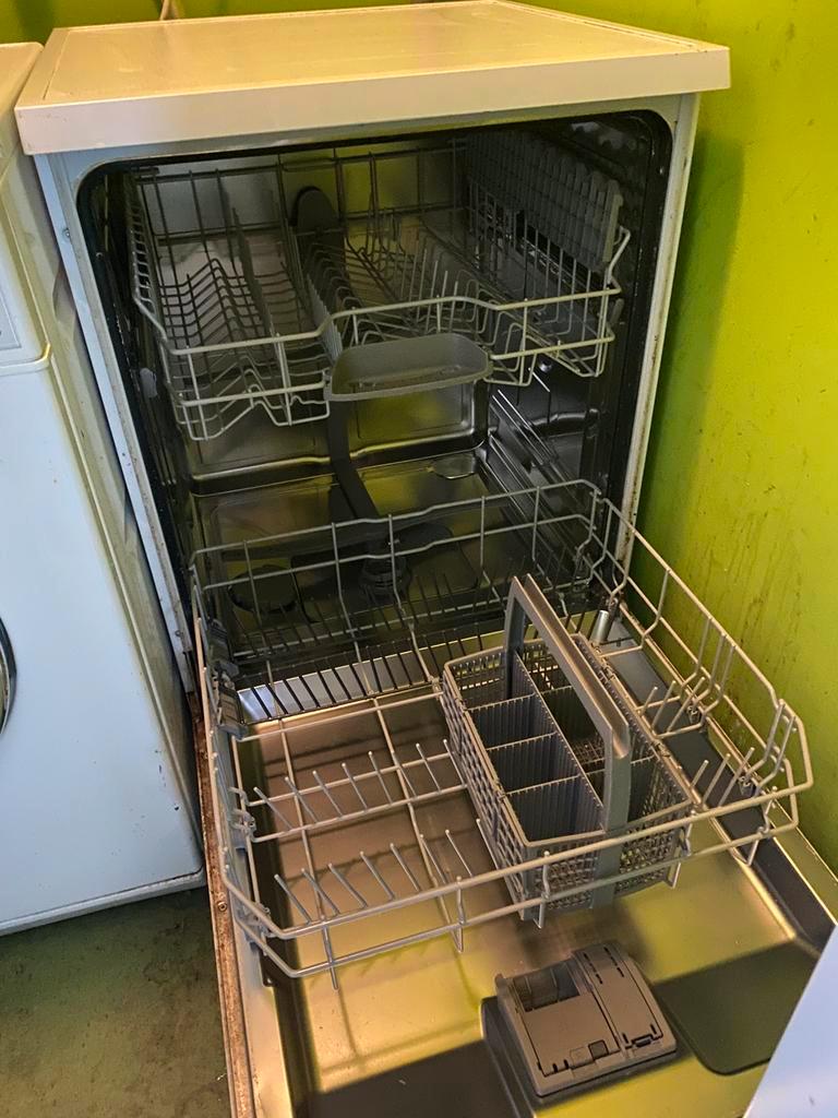 Siemens  Freestanding Dishwasher