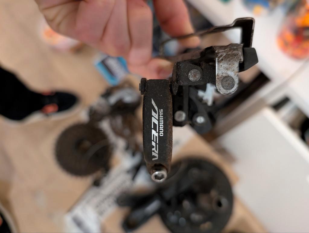 Gratis ophalen Shimano Acera onderdelen + crank