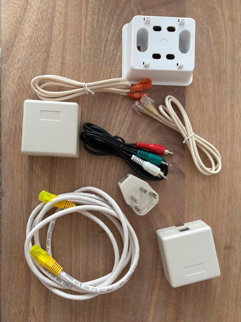GRATIS - ongebruikte kabels voor modem