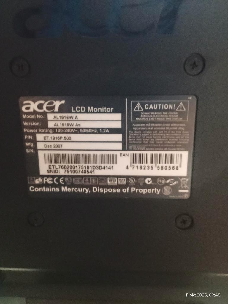 Beeldschermen 16 & 22 inch - Goedkoop!