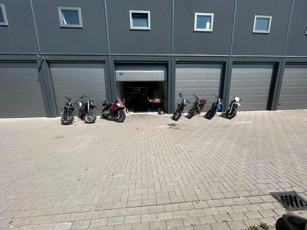 Schakelbrommer monteur met ophaal service