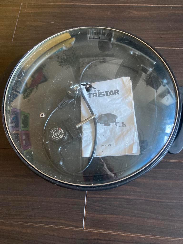 Tristar Tafelgrill pizzapan - Deksel Knop Kapot