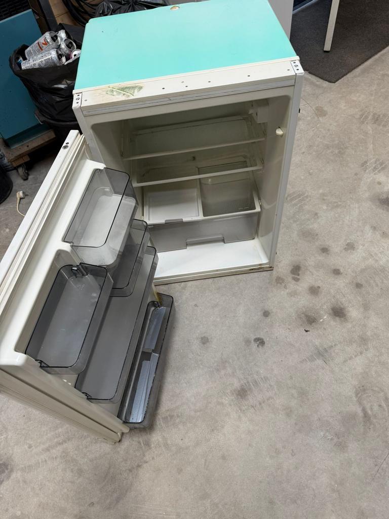 Inbouw Koelkast - Werkt Goed, Ideaal voor Bier!