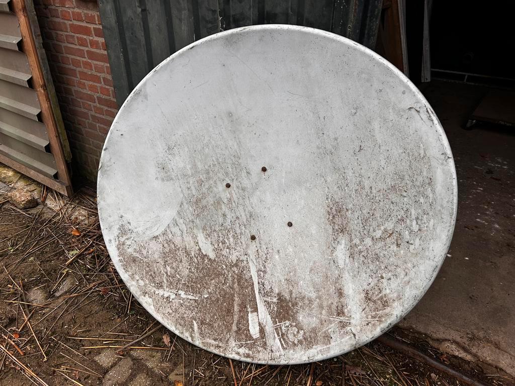 Schotel antenne (groot) 127 cm