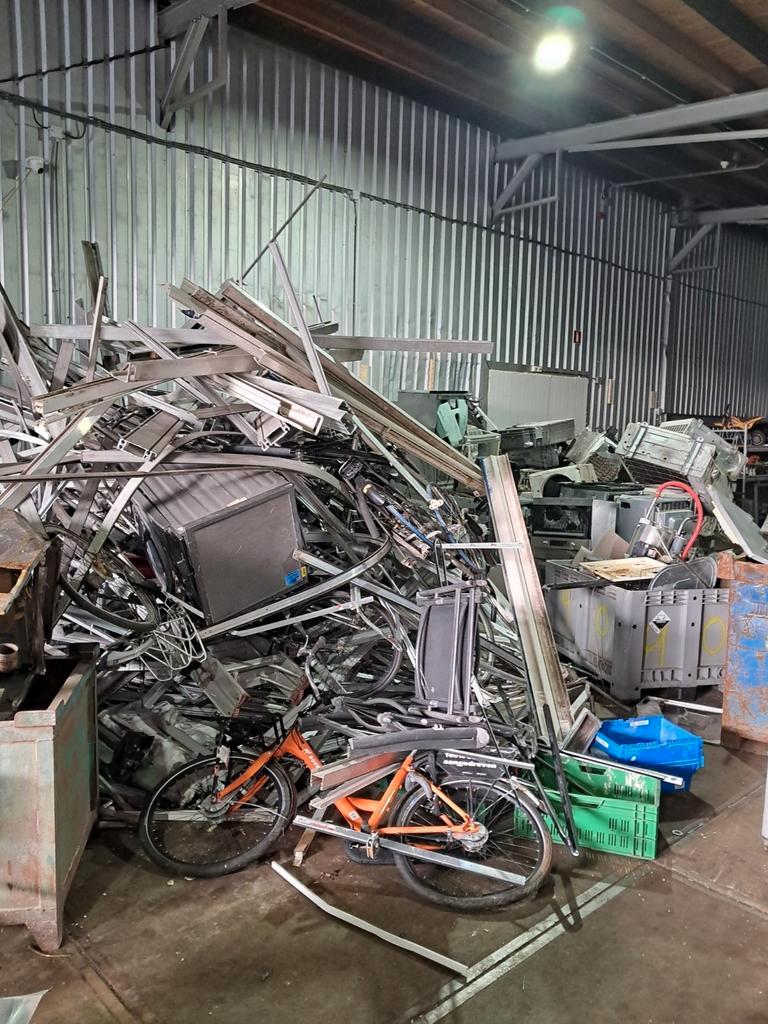 Oud ijzer halen wij bij u op gratis