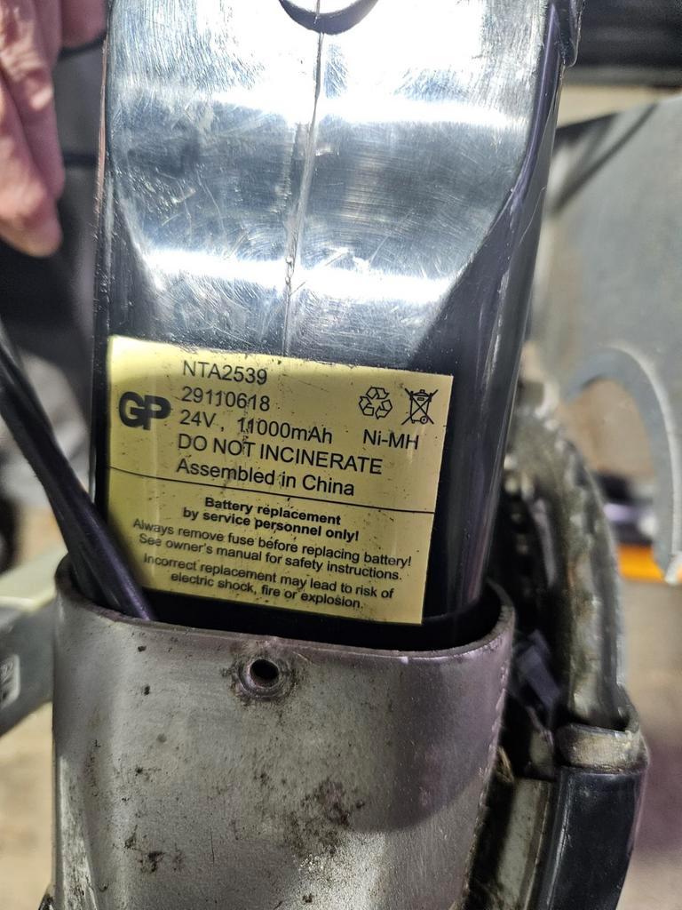 Op zoek naar accu voor elektrische fiets, zie afbeelding