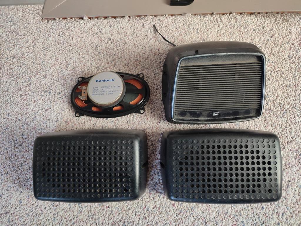 Retro Hoedenplank Speakers 4 Ohm - Onbekend Merk