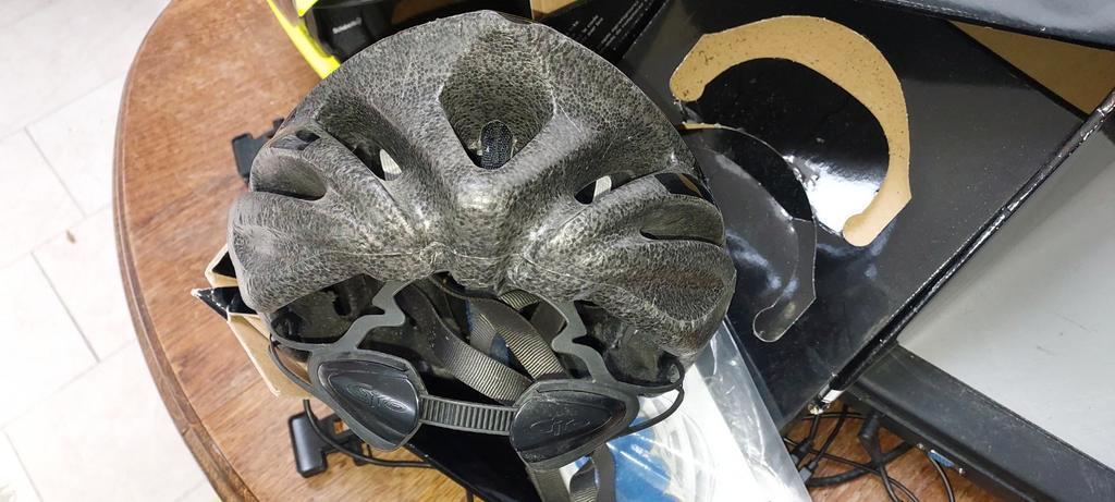 Giro 58-63 gratis fietshelm