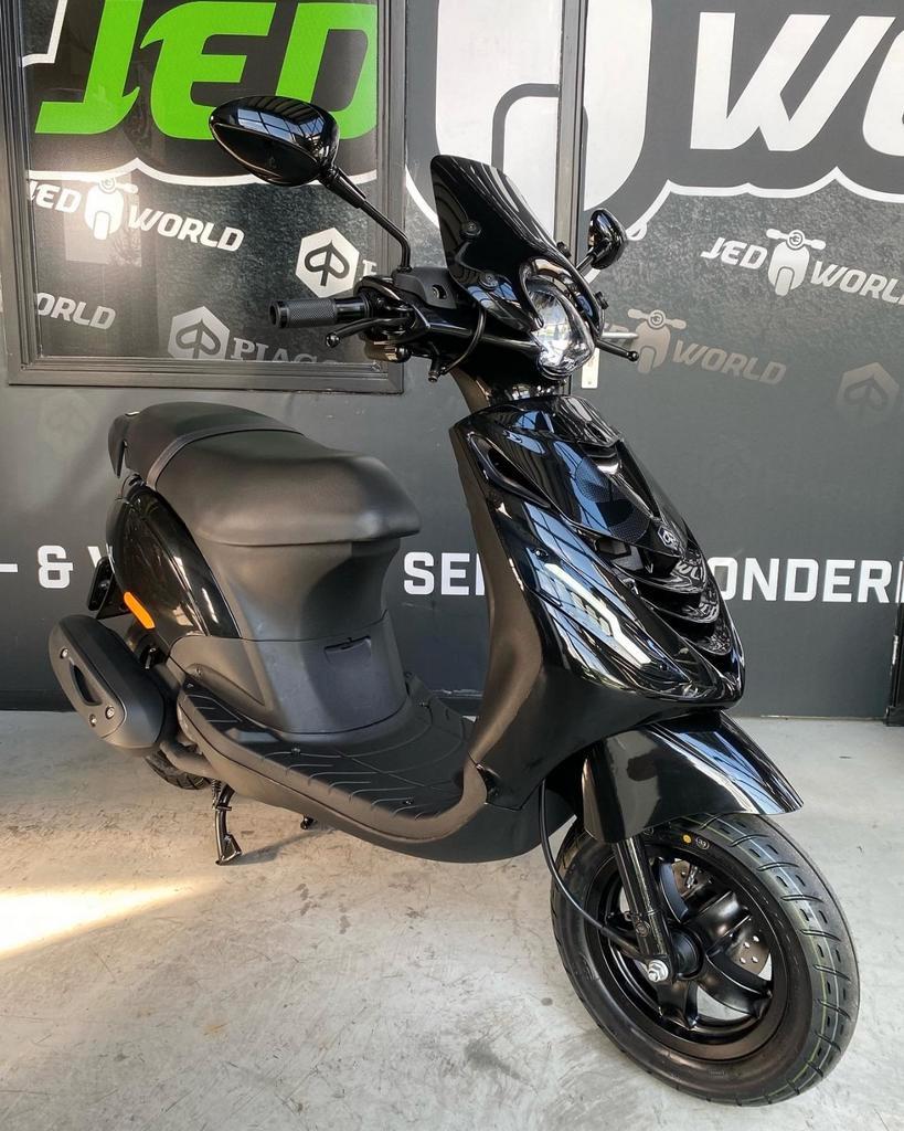 Gezocht zip 4t 50cc nette staat️