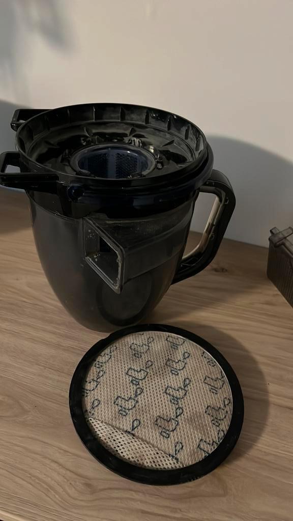 Opvang bak rowenta stofzuiger