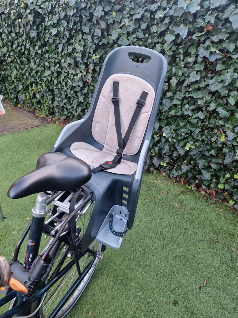 Fietsstoeltje - mist 1 schoentje