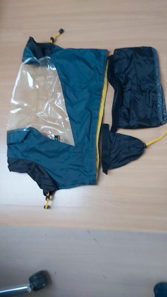 Kata regenhoes CRC-15