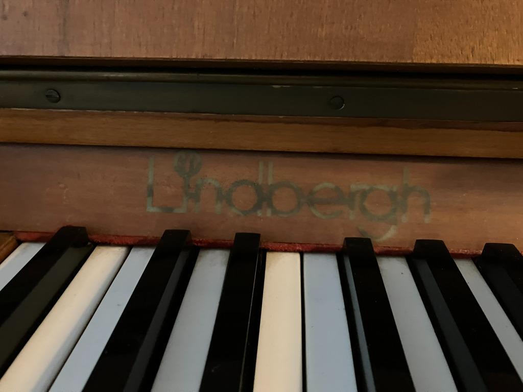 Lindbergh piano