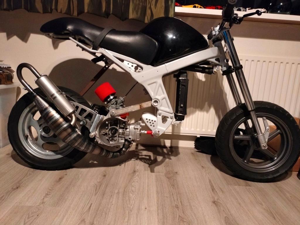 Gezocht: Italjet Dragster 50cc Achterwiel Adapter
