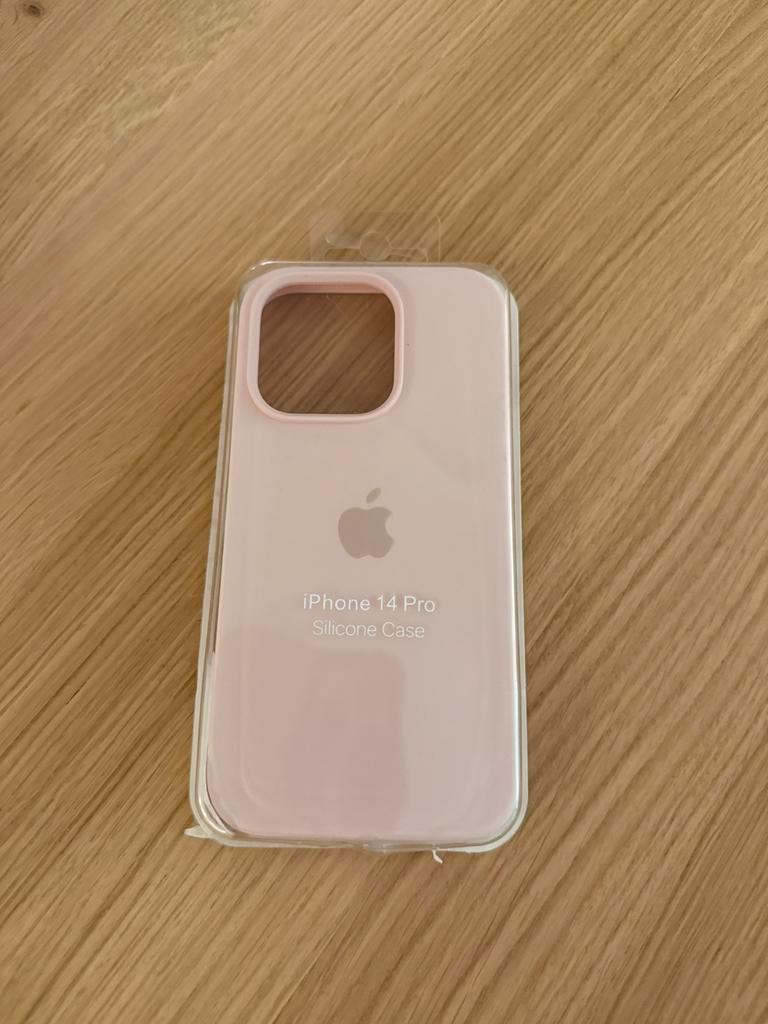 Iphone 14 pro silicone case - Roze. GRATIS