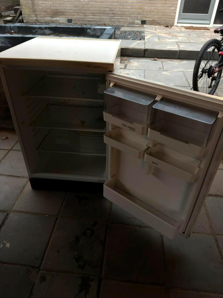 Koelkast gratis ophalen (oud ijzer)