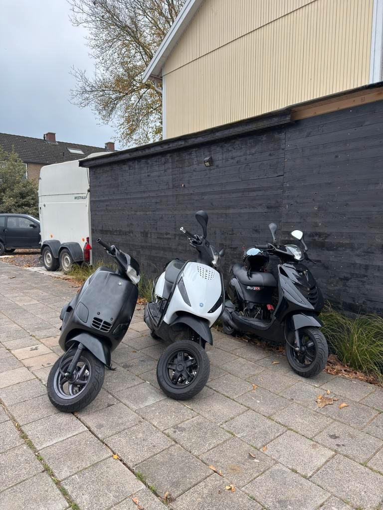 !Gezocht zip 180! Bied alles aan! Brom plaat!