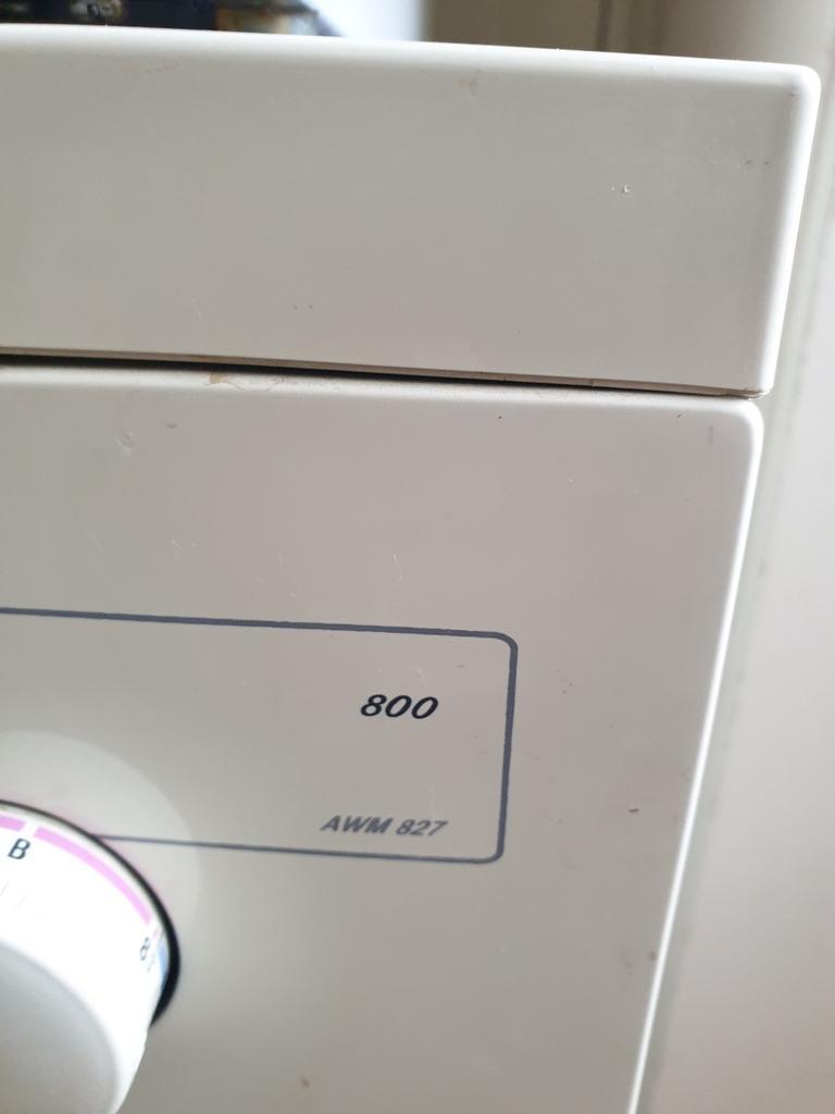 Gratis: Oude Whirlpool Wasmachine - AWM 827