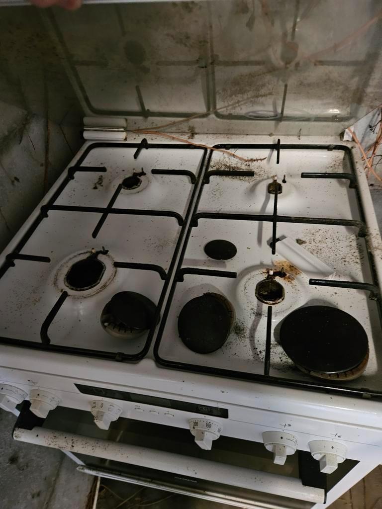 Gasfornuis - Gebruikt maar functioneel