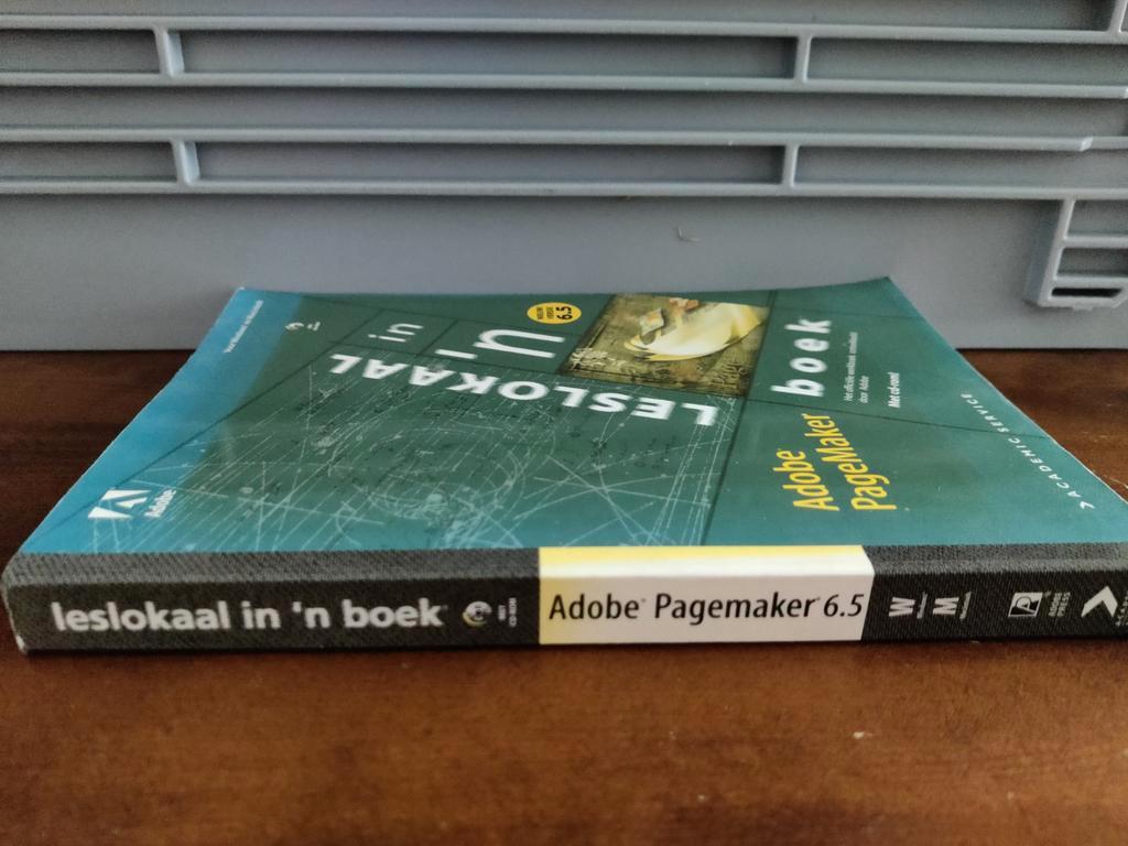 Computerboeken Collectie - Windows, DOS voor 16-12 ophalen!