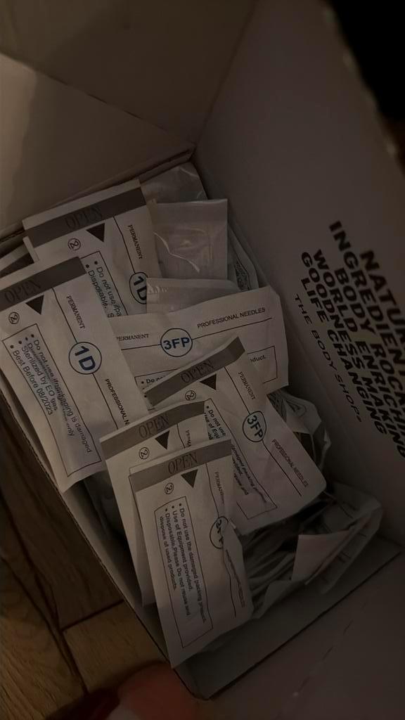 Free: Permanent  make-up machine set - Allen afhalen