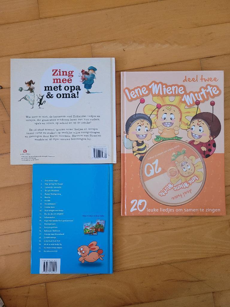 3 meezingboekjes met kinderliedjes met cd''s