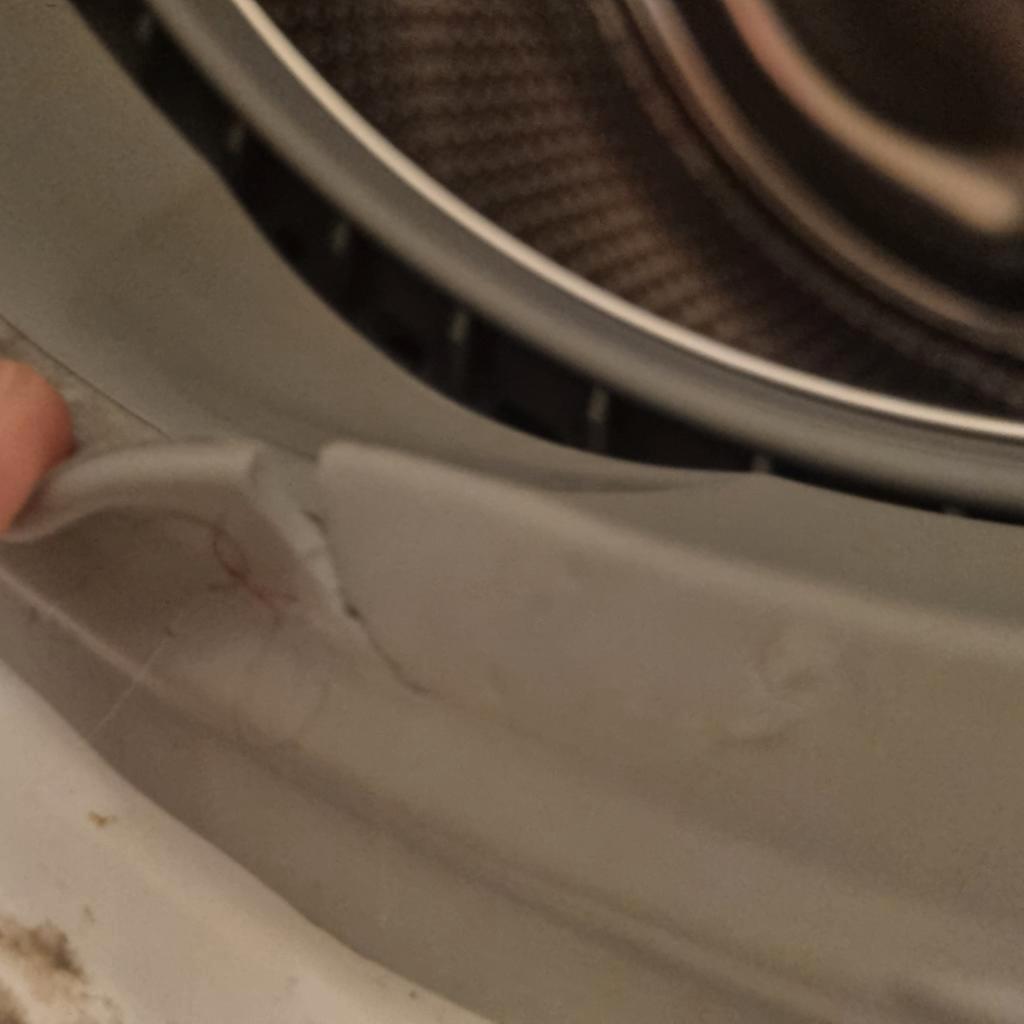 Lekkende AEG Wasmachine  - Voorlader