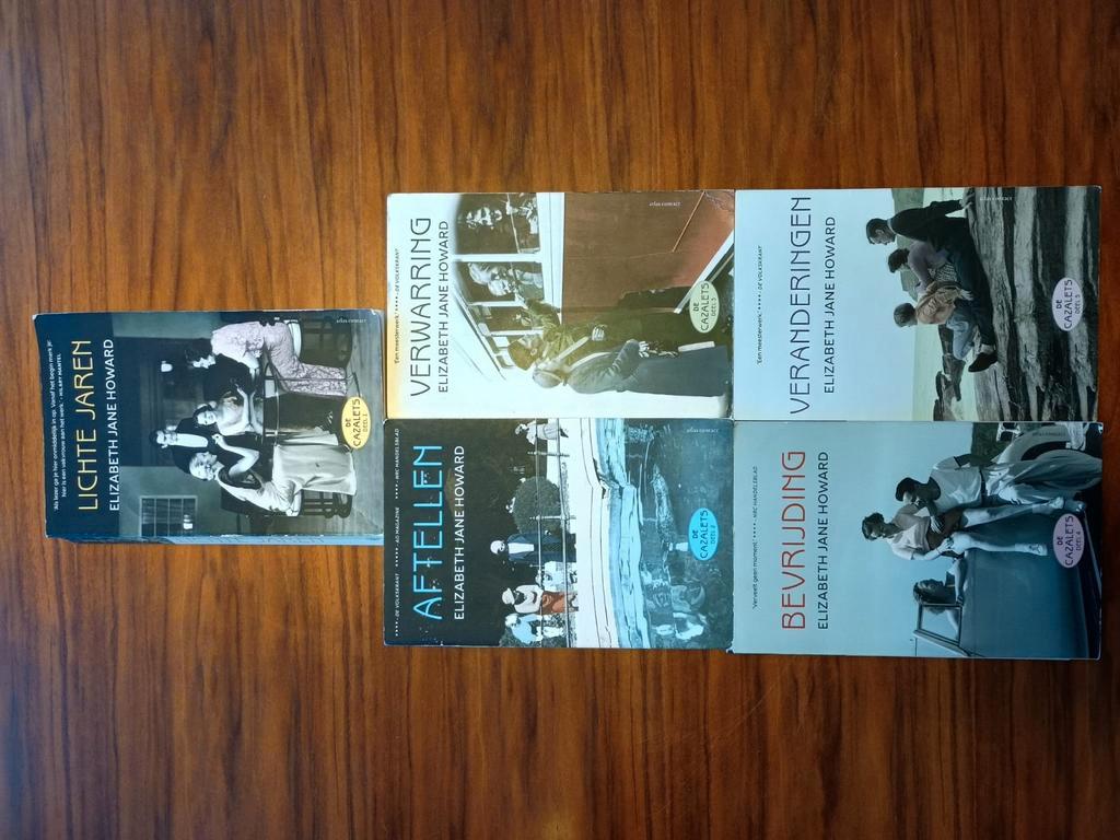 Vijf boeken Jane Elizabeth Howard