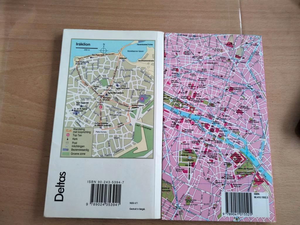 2 reisboekjes Kreta en Parijs