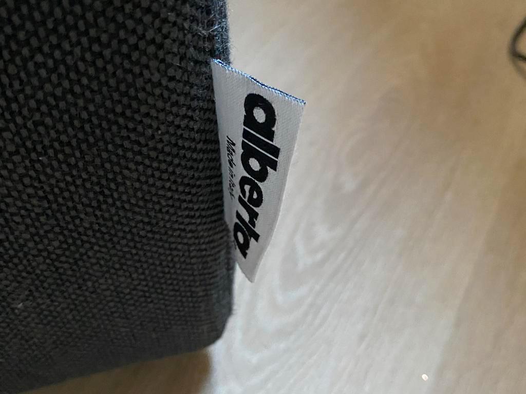 Antraciet Alberta loungebank 285cm + poef 100x100cm