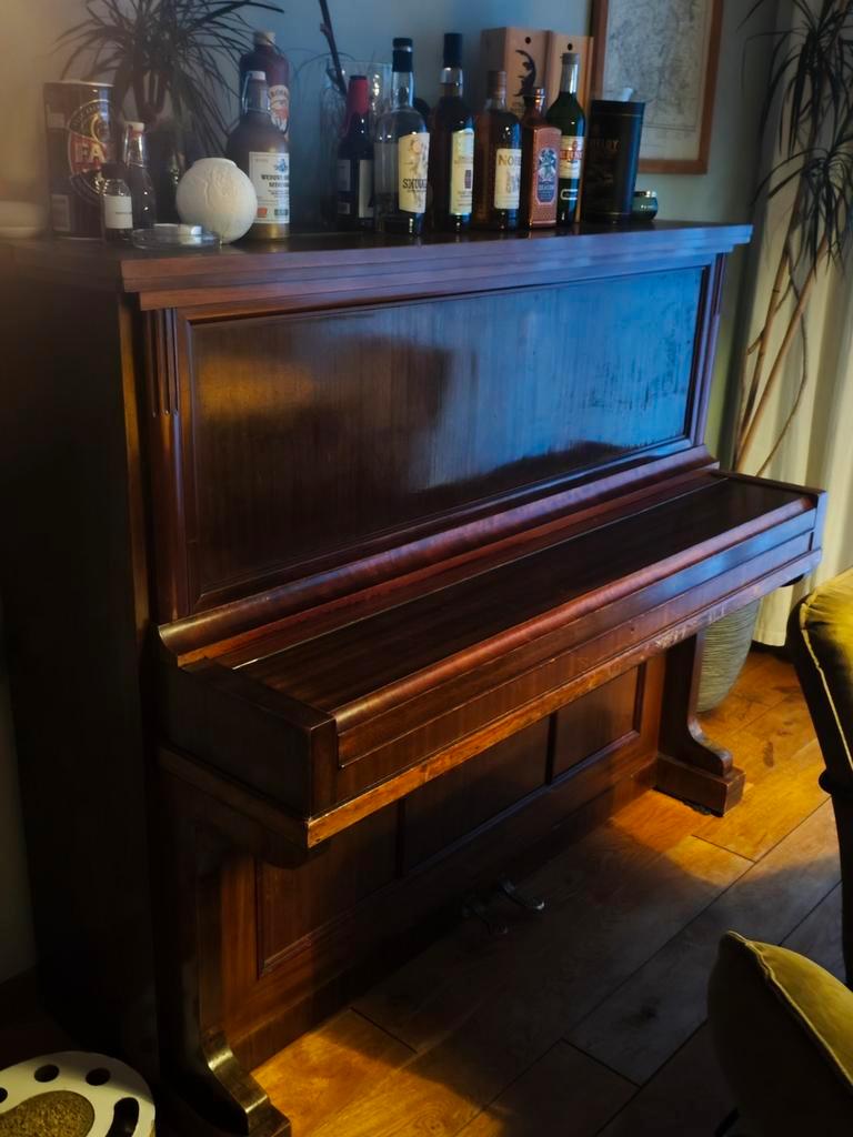 Gratis piano - decoratie of restauratie object
