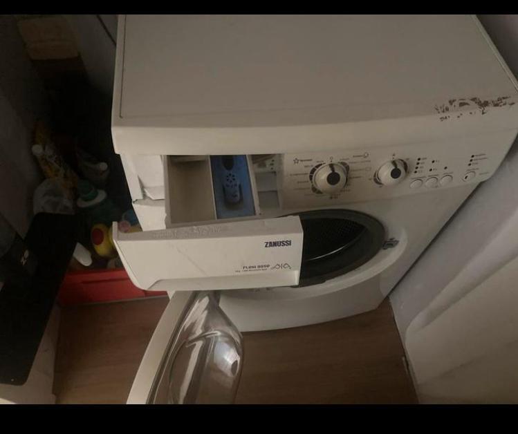 Kapotte zanussi wasmachine