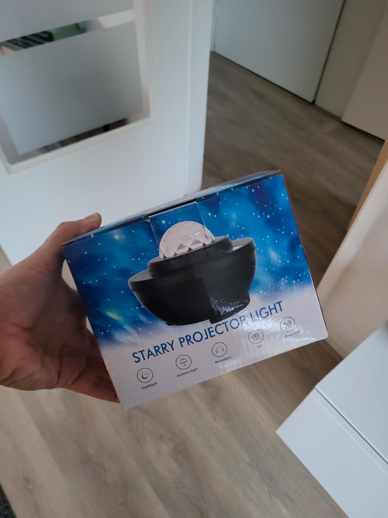 Starry projector light