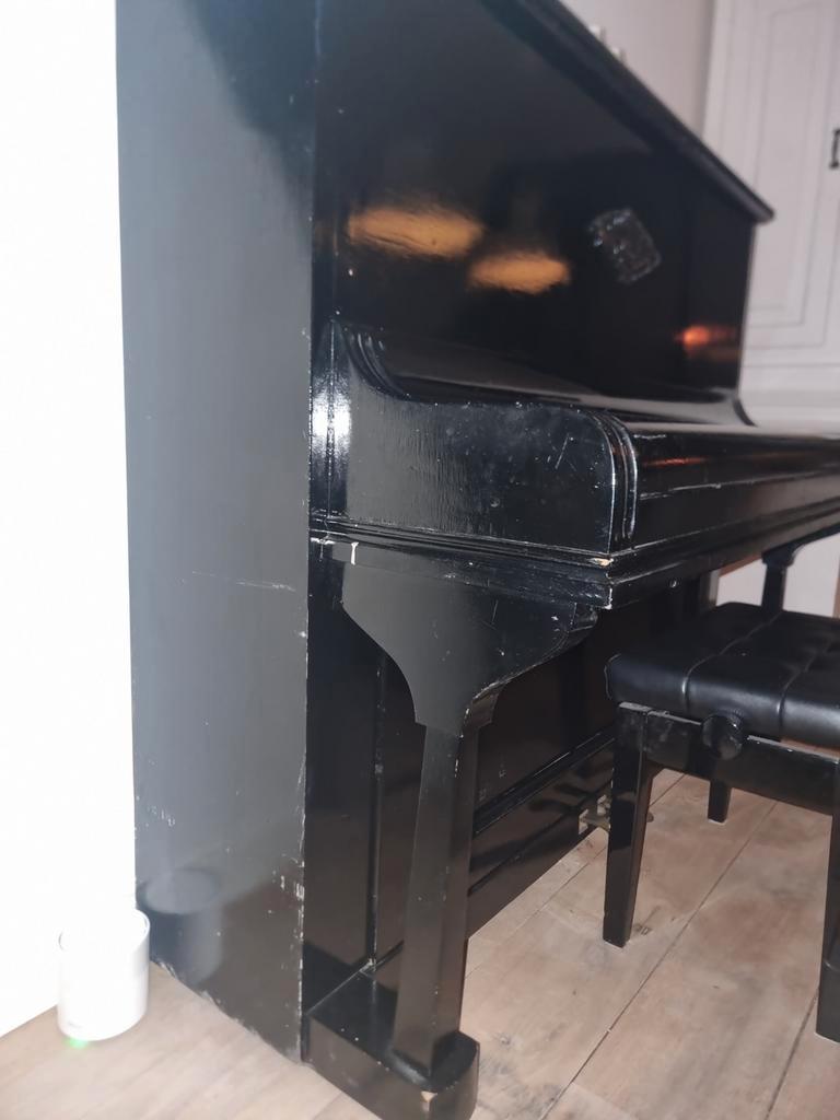 Decoratieve piano