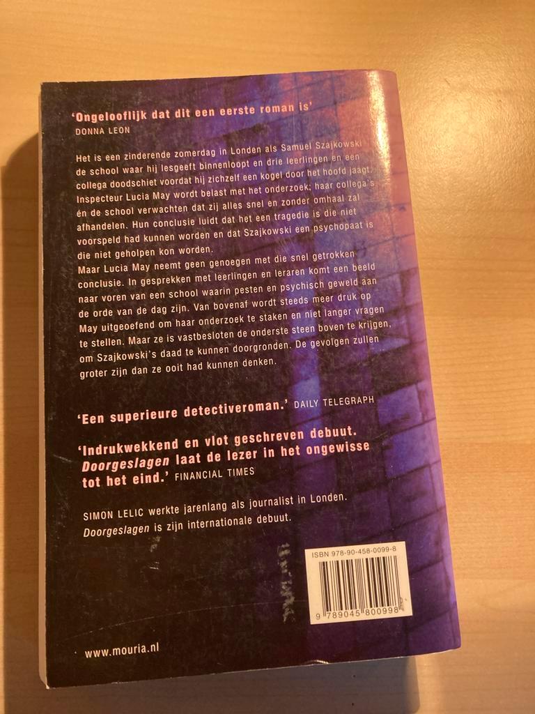 Doorgeslagen - Simon Lelic