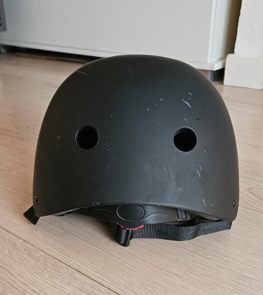 Skate/fiets helm zwart Hema 53-55cm