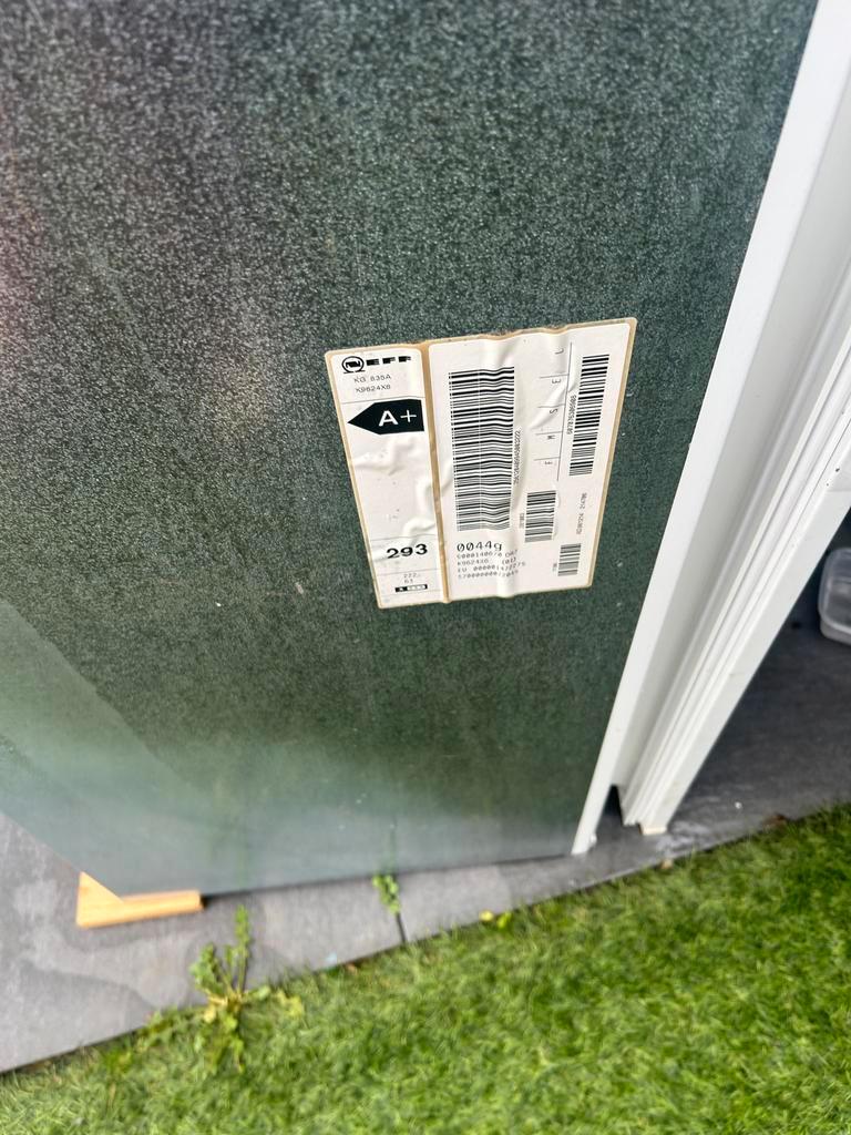 Gratis defecte koelkast - voor onderdelen of reparatie