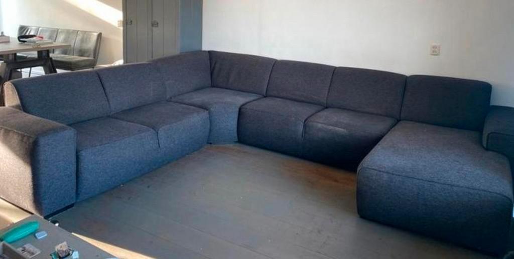 Hoekbank - 10 jaar oud - met vlekken