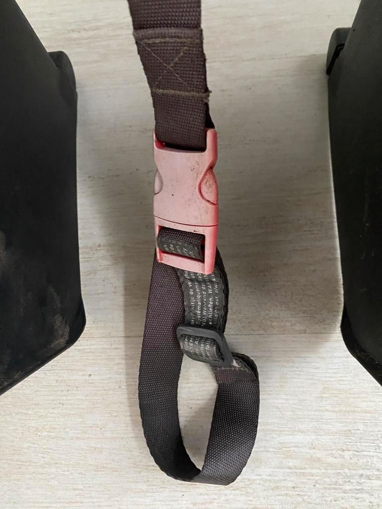 Achtetzitje Yepp voor bagagedrager