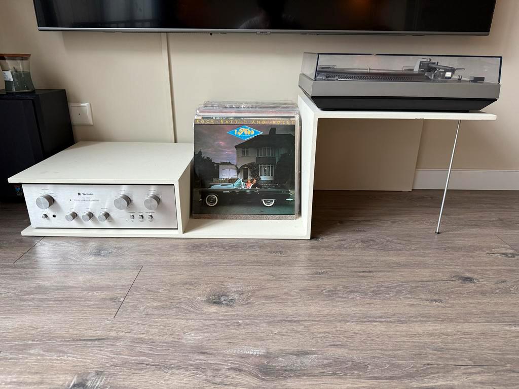 Platenspeler meubel - Eigen creatie