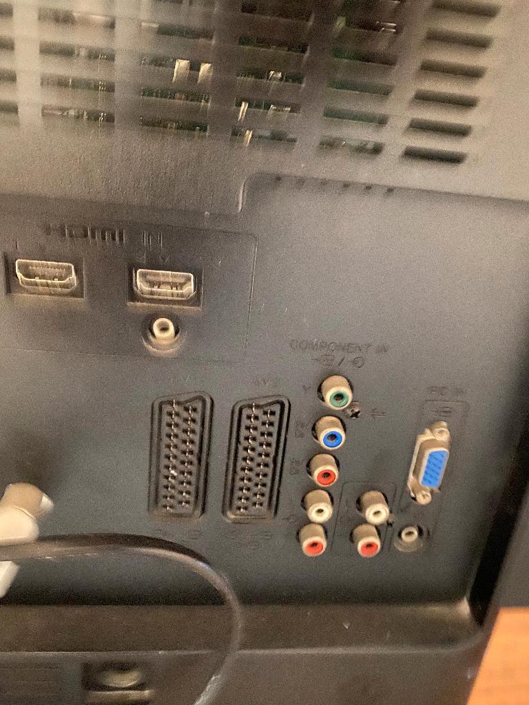 Gratis Sony Bravia TV 32 inch LCD TV