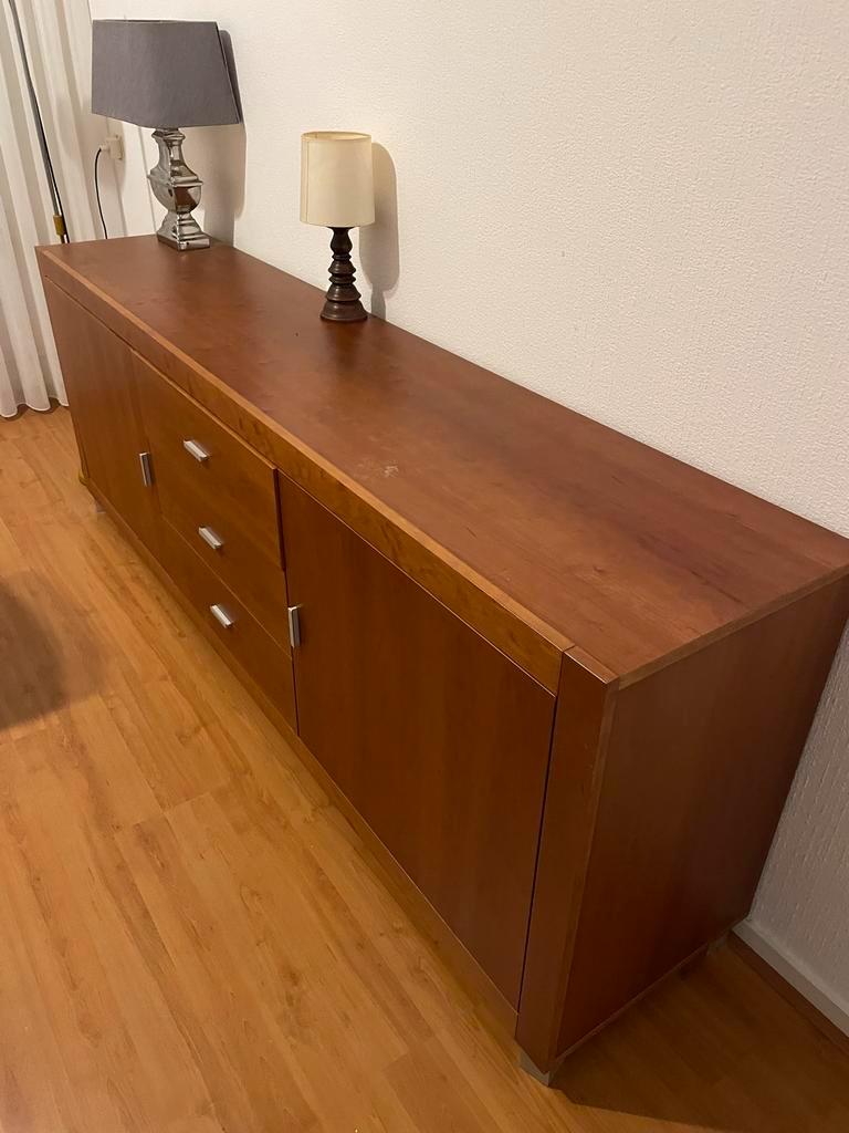 Houten dressoir kast