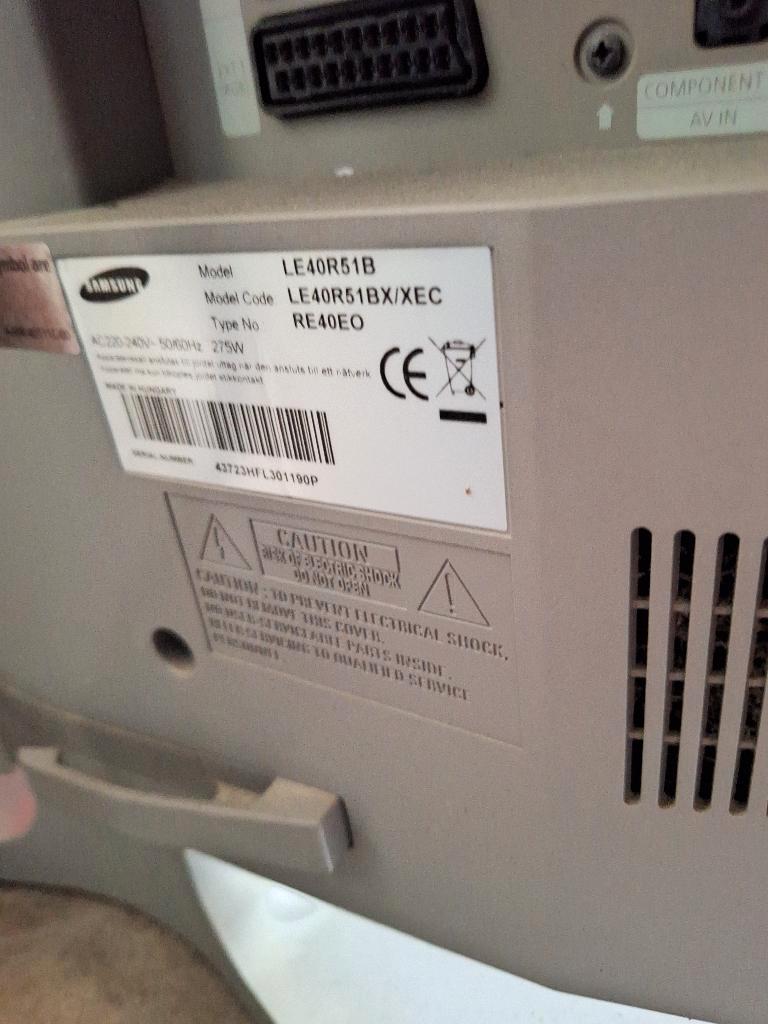 Samsung TV 40 inch