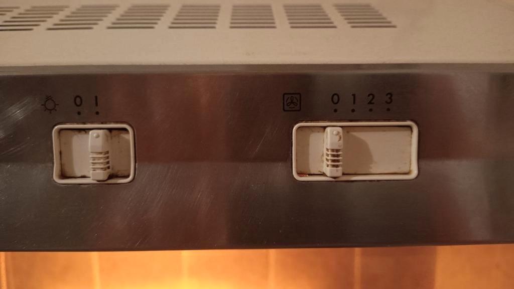 Ignis afzuigkap wasemkap, 3 standen met licht