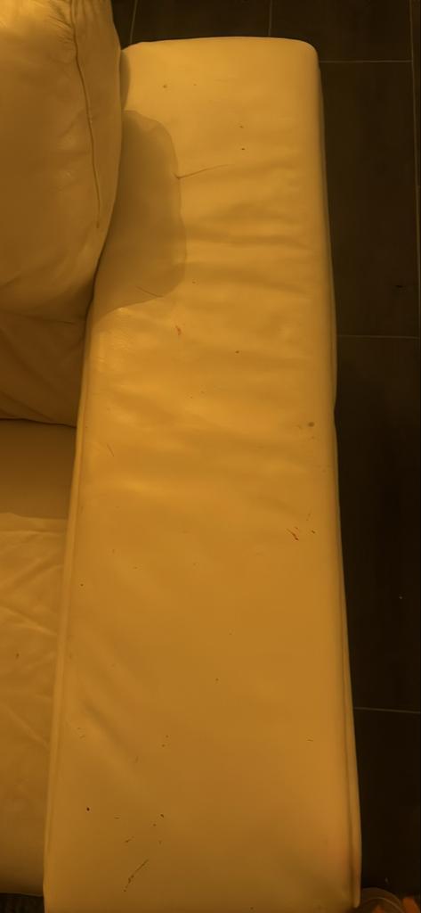 Witte leren bankstel - GRATIS